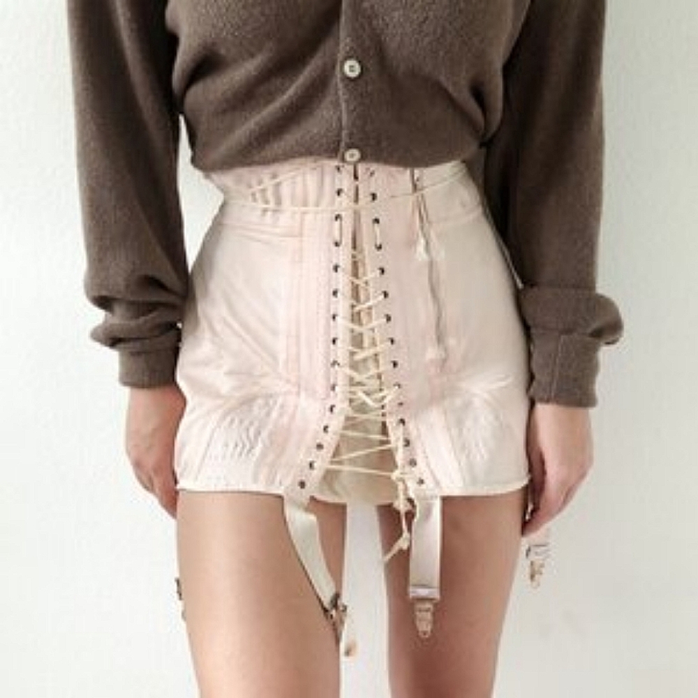 Sororite Vintage: 1950's Soft Pink Boned Corset Skirt